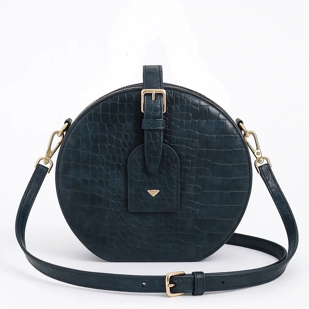 Elegant Blue Leather Round Bag - Picture 2 of 3